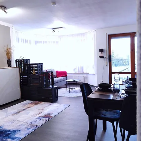 Terminal Design - Terrasse & Waipu Tv, Nahe Stuttgart Messe & Boeblingen Apartman